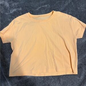 Lululemon cropped top